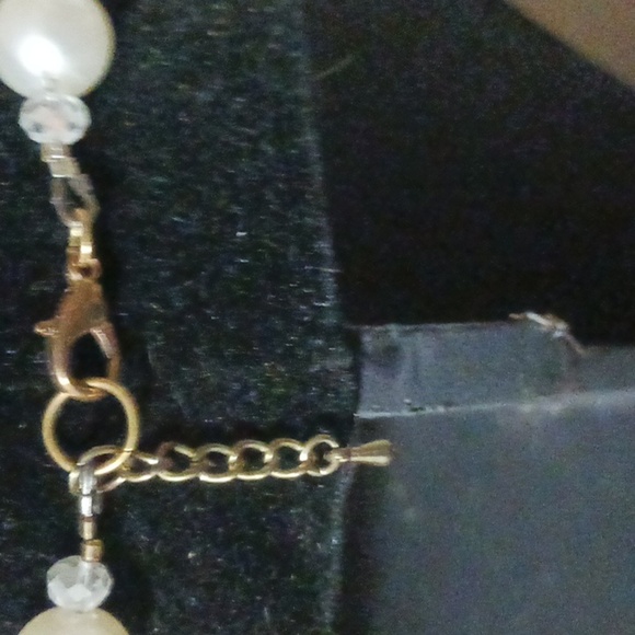 Chic Pearl and Bead Necklace - Picture 4 of 4